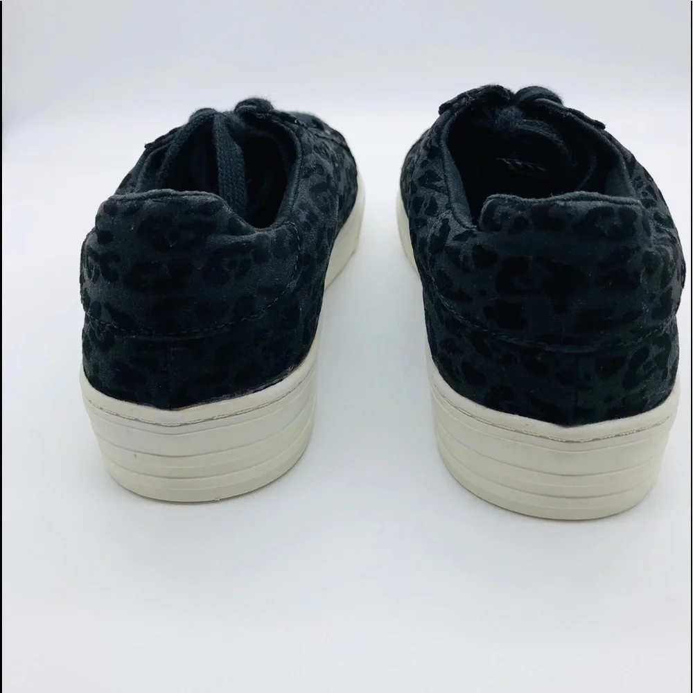 LONDON UNDERGROUND WOMENS BLACK SNEAKERS SIZE 9.5M